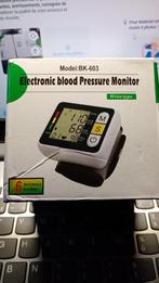 Tensiomètre numérique médical au poignet j'ai 2 pièces, Divers, Enlèvement, Neuf