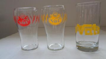 3 glazen Val limonade beschikbaar voor biedingen