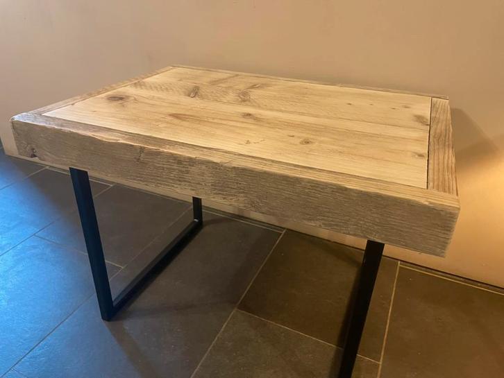 Bijzet tafel salon tafel hout en staak industrueel, Huis en Inrichting, Tafels | Sidetables, Zo goed als nieuw, Ophalen