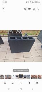 Pot en haussier pour plante ou fleur, Jardin & Terrasse, Accessoires mobilier de jardin, Utilisé