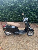 Vespa Primavera 50cc, Fietsen en Brommers, Ophalen, 50 cc, Klasse B (45 km/u), Zo goed als nieuw