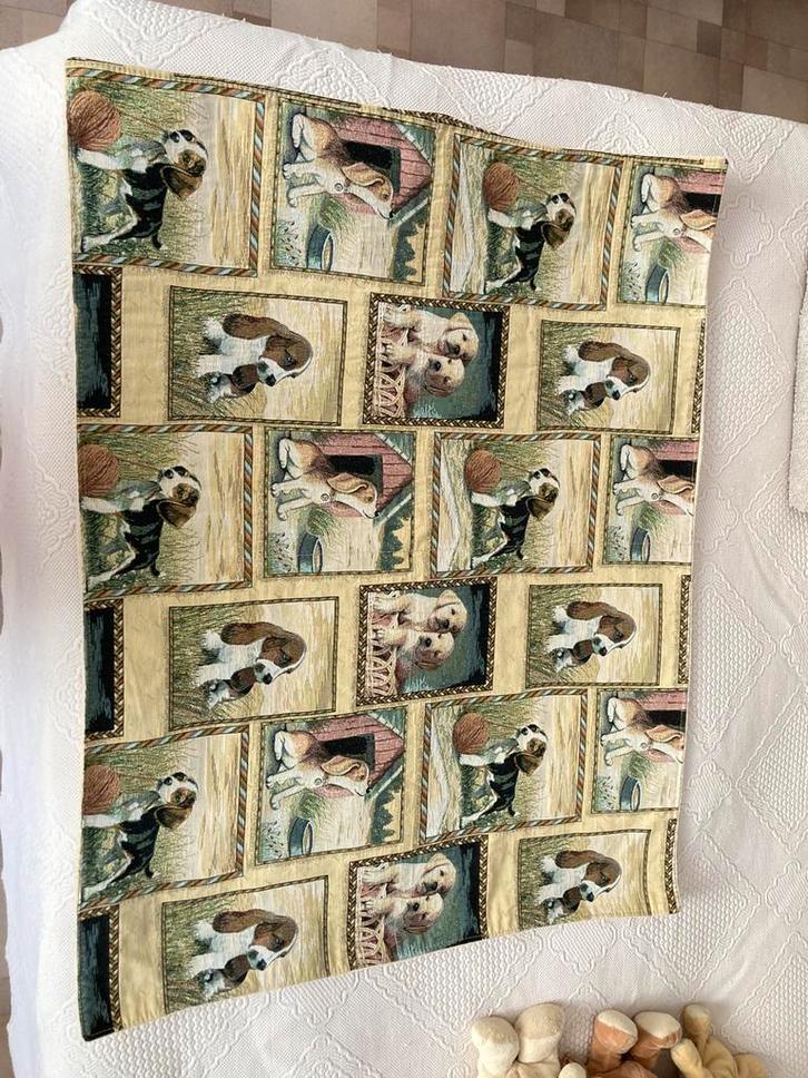Zeer mooi Vintage gobelin tapijtje met honden motief, Verzamelen, Dierenverzamelingen, Zo goed als nieuw, Hond of Kat, Ophalen of Verzenden