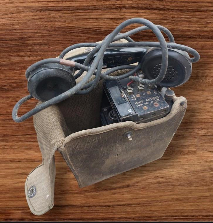 U.S WO2 Army Army Signal Corps EE-8-B veldtelefoon, Verzamelen, Militaria | Tweede Wereldoorlog, Ophalen of Verzenden