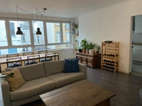 IKEA Karlstad grijze 3-zitsbank + ecru hoes, Huis en Inrichting, Zetels | Zetels, Zo goed als nieuw, Rechte bank, Driepersoons