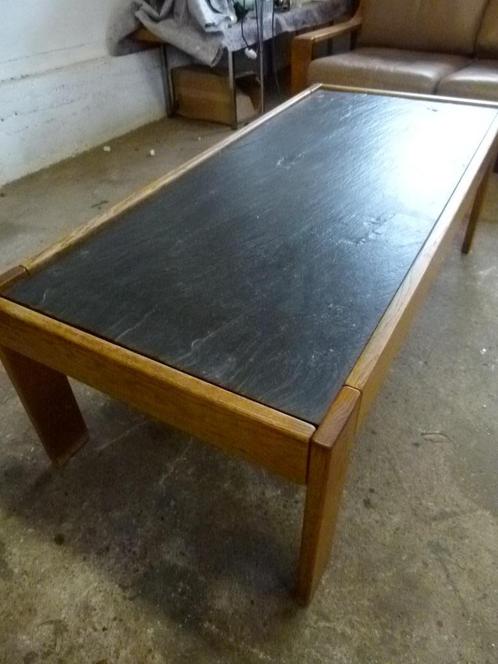 vintage salontafel hout-leisteen 60er jaren rechthoekig, Verzamelen, Retro, Huis en Inrichting, Ophalen of Verzenden