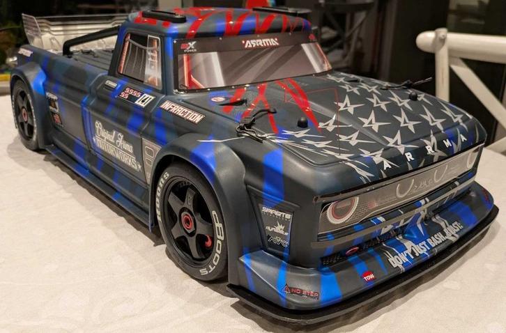Arrma Infraction 6S BLX 1:7, Hobby en Vrije tijd, Modelbouw | Radiografisch | Auto's, Zo goed als nieuw, Auto onroad, Elektro