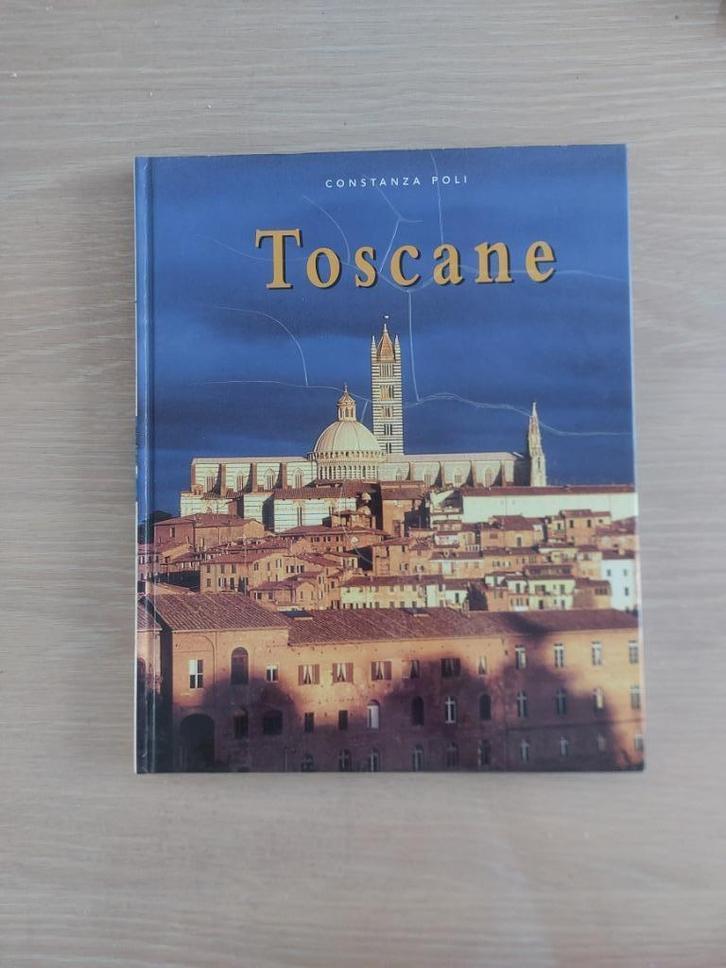 Constanza Poli - Toscane, Boeken, Kunst en Cultuur | Architectuur, Zo goed als nieuw, Overige onderwerpen, Ophalen of Verzenden