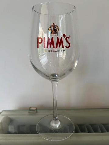 2 Glazen Pimm’s beschikbaar voor biedingen
