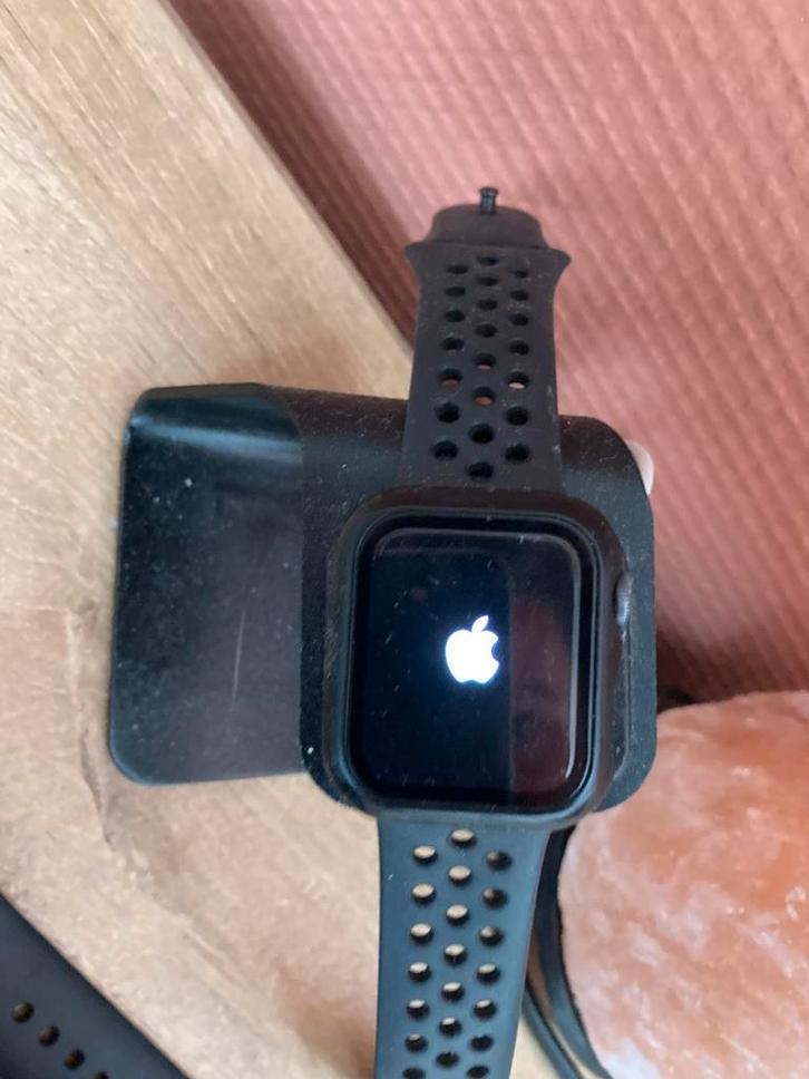 Apple watch, Bijoux, Sacs & Beauté, Montres connectées, Comme neuf, iOS, Noir, Étanche, Enlèvement