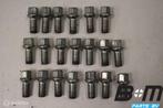 Set originele wielbouten diverse VW en Audi WHT001912, Gebruikt, Band(en)