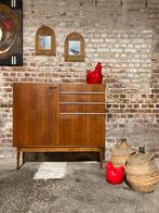 Scandinavisch vintage teakhouten dressoir, Huis en Inrichting, Ophalen