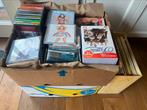 Twee bananendozen vol vinyl, CD en DVD, Diversen, Rommelmarktspullen, Ophalen of Verzenden, Zo goed als nieuw
