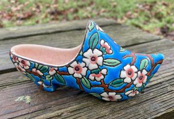 Vintage Longwy keramieken klomp handbeschilderd, bloemmotief beschikbaar voor biedingen