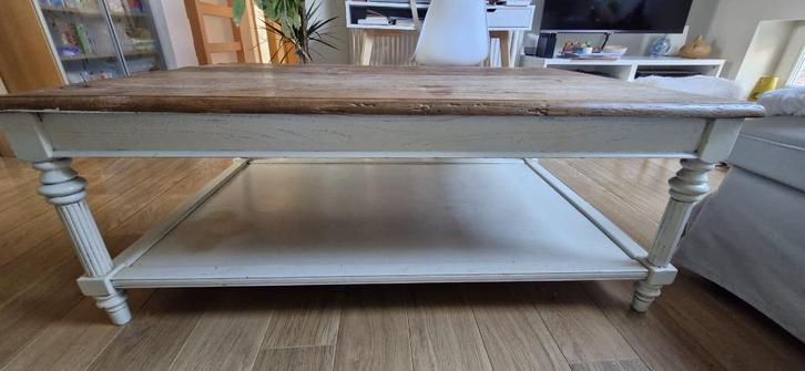 Tafel in de woonkamer, Huis en Inrichting, Tafels | Salontafels, Zo goed als nieuw, 50 tot 75 cm, 50 tot 100 cm, 100 tot 150 cm