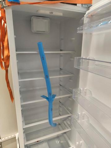 1 refrigerateurs neuf

Il est encastrable

Neuf neuf

400€, Electroménager, Enlèvement ou Envoi, Comme neuf