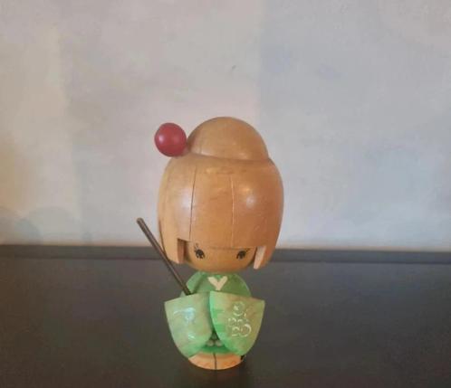 Leuke Tottori Kokeshi, Antiek en Kunst, Kunst | Beelden en Houtsnijwerken, Verzenden