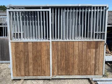 Paardenboxen 3 meter 22 stuks beschikbaar voor biedingen