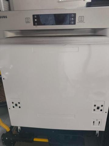 inbouw vaatwasmachine Samsung beschikbaar voor biedingen