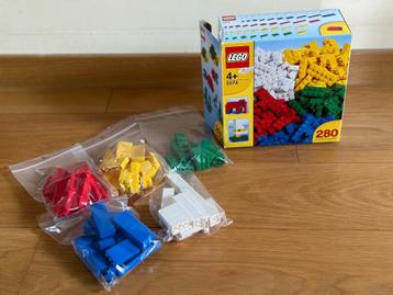 Lego 5574 Basic Bricks disponible aux enchères