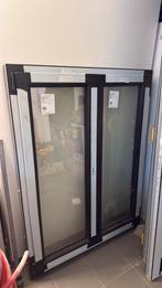 Raam mat zwart, Doe-het-zelf en Bouw, Ophalen, Zo goed als nieuw