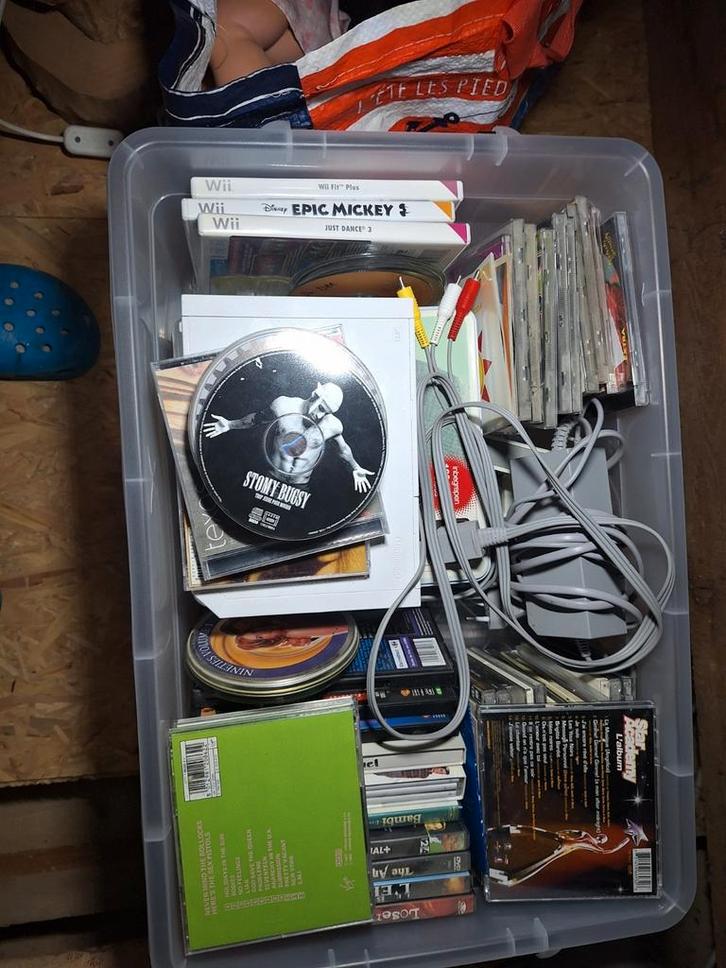 Lot cd , dvd , console de jeu et jeux, CD & DVD, CD | Compilations, Utilisé
