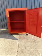 Retro Gereedschapswagen kleine prijs! Elke dag garageverkoop, Doe-het-zelf en Bouw, Ophalen, Gebruikt