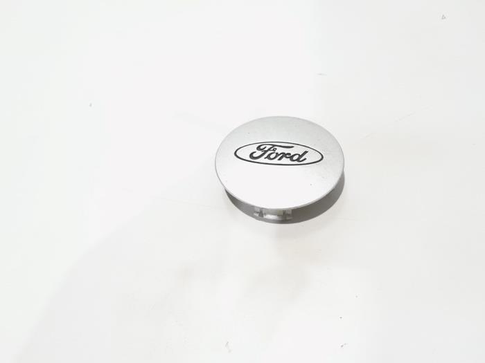 Enjoliveur moyeu d'un Ford Ranger, Autos : Pièces & Accessoires, Autres pièces automobiles, Ford, Utilisé, 3 mois de garantie