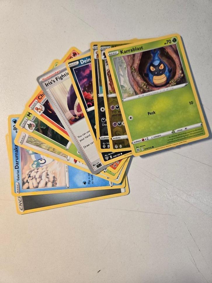 pokémon, Hobby & Loisirs créatifs, Jeux de cartes à collectionner | Pokémon, Comme neuf, Plusieurs cartes, Enlèvement ou Envoi
