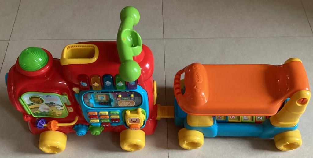 Train trotteur clearance vtech