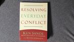 Resolving Everyday Conflict,
by Ken Shade and Kevin Johnson, Enlèvement ou Envoi, Comme neuf