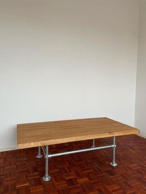 Vol eiken salontafel, Huis en Inrichting, Tafels | Eettafels, Zo goed als nieuw, Ophalen of Verzenden