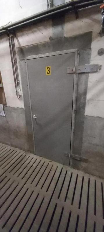staldeuren beschikbaar voor biedingen