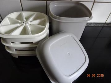 Tupperware ijsemmer voor ijsblokjes en 3 verdeelelementen beschikbaar voor biedingen