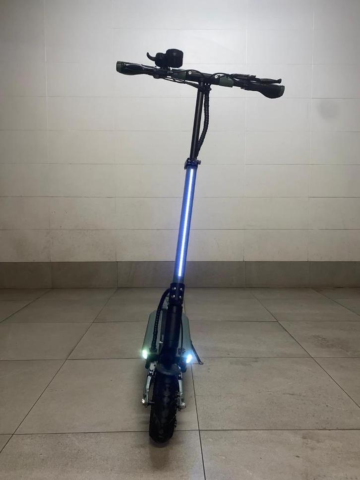 Jas van 8 liter, Fietsen en Brommers, Snorfietsen en Snorscooters, Gebruikt, Overige merken, Elektrisch, Ophalen