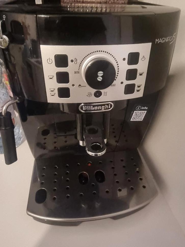 Koffiezetapparaat, Elektronische apparatuur, Koffiezetapparaten, Zo goed als nieuw, Koffiemachine, Ophalen of Verzenden