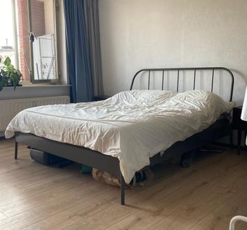 Metalen Bedframe (140 x 210 cm) beschikbaar voor biedingen