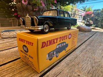 Dinky Toys Mercedes-Benz 220 SE 186 & box beschikbaar voor biedingen
