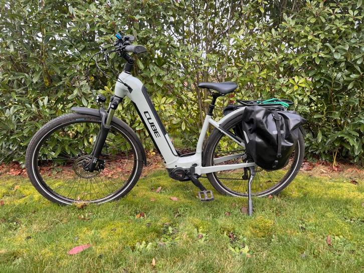Cube Kathmandu Hybrid ONE 750, Fietsen en Brommers, Elektrische fietsen, Zo goed als nieuw, Cube, Ophalen