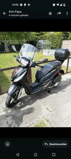 Piaggio medley 125 nieuwstaat 250 km van 2022, Enlèvement, Comme neuf