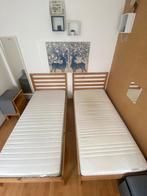 2 bedstructuren van massief hout plus een matras, Huis en Inrichting, Slaapkamer | Bedden, Ophalen, Zo goed als nieuw, Hout