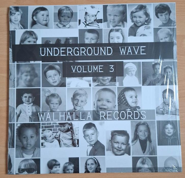 1 LP's Underground Wave  Vol 3 NIEUW STAAT !!!!!, CD & DVD, Vinyles | Compilations, Comme neuf, Autres genres, Autres formats