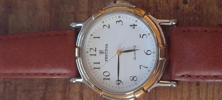 Prachtig Festina kwartshorloge voor dames, Handtassen en Accessoires, Horloges | Heren, Gebruikt, Leer, Ophalen of Verzenden