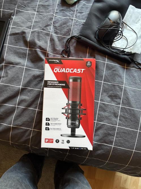 Micro HyperX QuadCast, Computers en Software, Headsets, Zo goed als nieuw, Over-ear, Bedraad, Mute-functie, Volumeregelaar, Ophalen of Verzenden