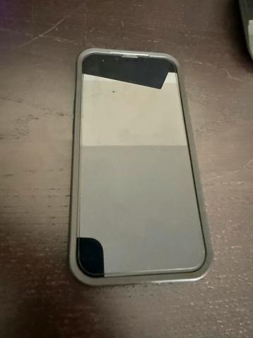 Iphone 13 128 GB 88% batterijpercentage  beschikbaar voor biedingen