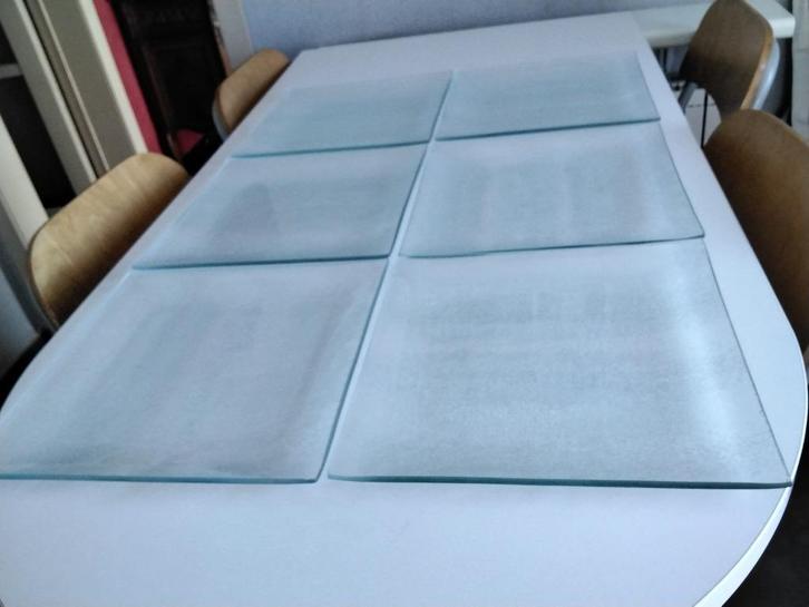 Set van 6 grote vierkante borden van 30 cm dik glas., Huis en Inrichting, Keuken | Servies, Gebruikt, Bord(en), Glas, Ophalen of Verzenden