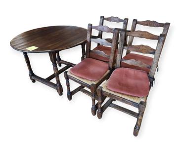 Table ronde + 4 chaises