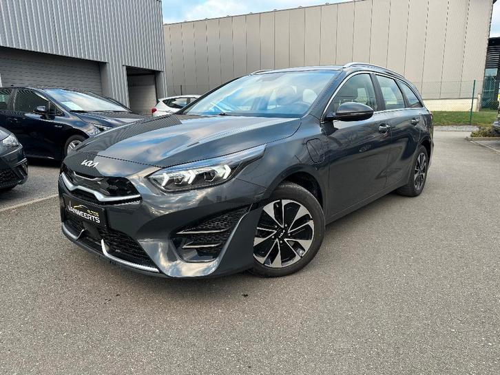 Kia Ceed SW 1.6 benz. +elektr. plug-in hybr, CARPLAY/ CAMERA, Auto's, Kia, Bedrijf, Te koop, (Pro) Cee d, ABS, Achteruitrijcamera