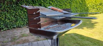 Tuin BBQ. 1x gebruikt beschikbaar voor biedingen