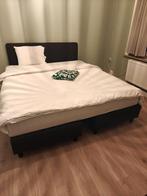 Boxspring 160x200 te koop + matras 180x200, Ophalen, Gebruikt, Zwart, Tweepersoons