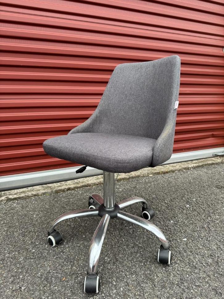 Grijze bureaustoel VidaXL – verstelbaar, comfortabel, Huis en Inrichting, Bureaustoelen, Gebruikt, Bureaustoel, Grijs, Ophalen